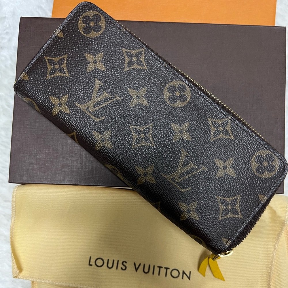 Louis Vuitton clemence wallet 2016 yellow. Rare, good condition